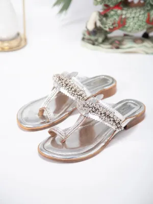 Ghugroo Love - Silver Handcrafted Kolhapuri Flats