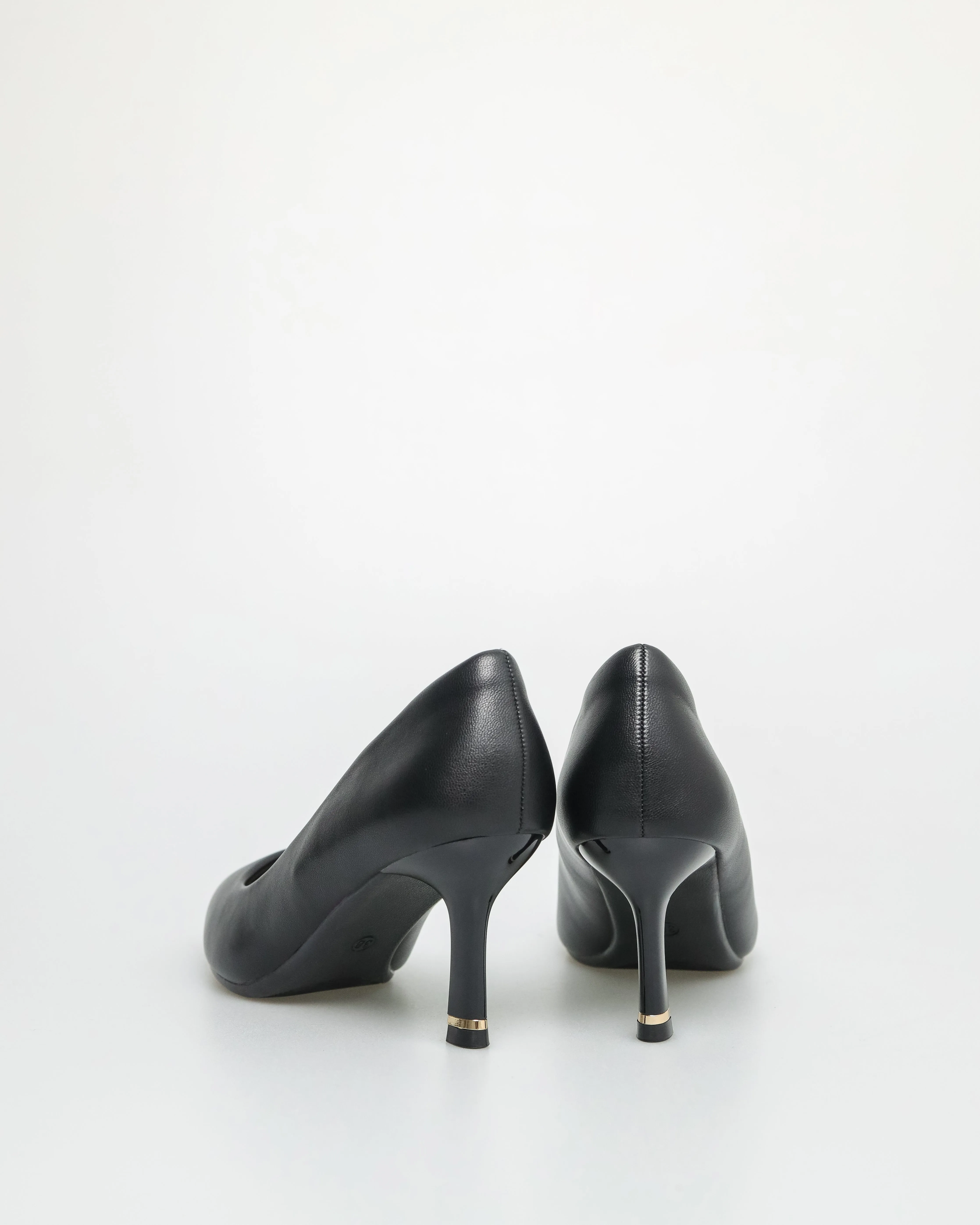 Tomaz NN314 Ladies Pointy Kitten Heels (Black)